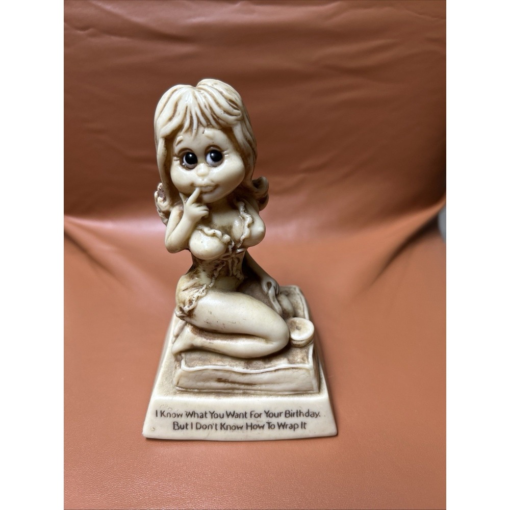 Vintage 1970s RUSS Berrie Risque Girl‎ Figurine Birthday Gag Gift USA 4.5in
